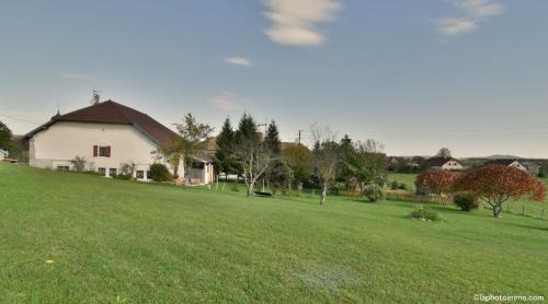 Molain House | Les Bouc'tins