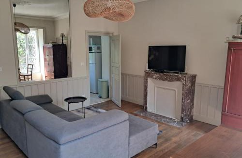 Dracy-le-Fort Apartment | Les Bruneilles