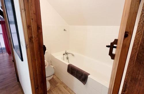 Pleugueneuc House | Les Bruyères Rebecca