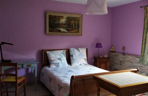 Chaptelat House | LES BRUYERES