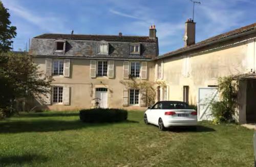 Chasseneuil-du-Poitou Bed & Breakfast | Les Buis