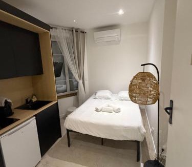 Villette - Maisons Neuves Apartment | LES BULLES DE MONA - Alcove - Spa - Clim