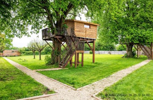 Prailles Bed & Breakfast | Les Cabanes de Gros Bois