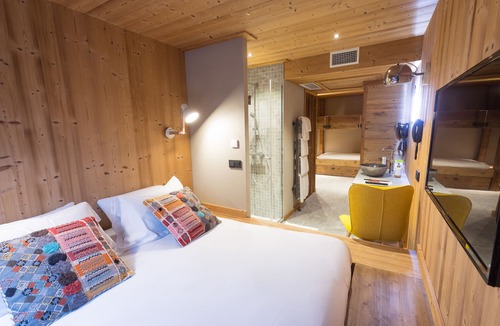 Barberaz Hotel | Les Cabanes de La Maison Rouge