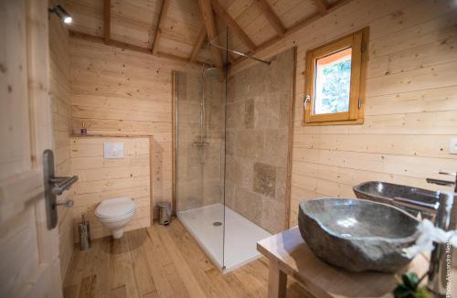 La Bussiere Ski Chalet | Les Cabanes des Blots