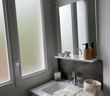 Vandre House | Les Cabanes du Lac à Surgères