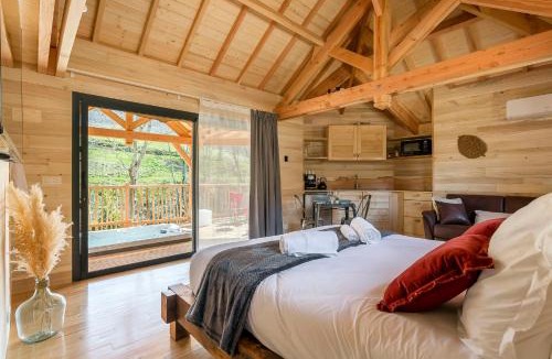 Satillieu Cabin | Les Cabanes Suspendues