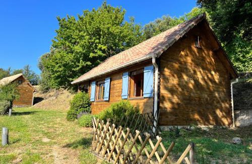 Roquedur Ski Chalet | Les Cabannes Cévenoles