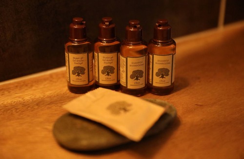 Massillargues-Attuech House | Les Cailloux Dorés