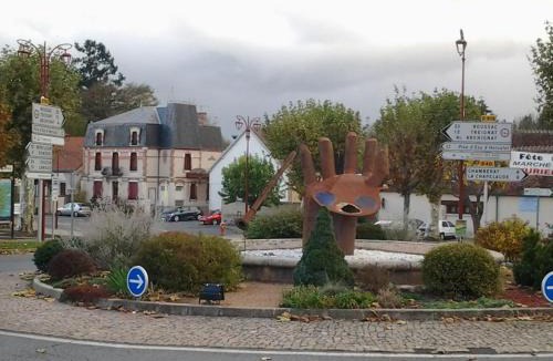 Huriel House | Les Calaubys