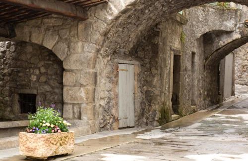 Annot Hotel | Les Callunes