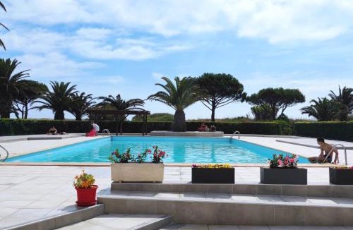 Saint-Cyprien Plage Apartment | LES CAPITELLES 276 - Studio cabine - Piscine - Clim - plage à 50 m Ref Noga
