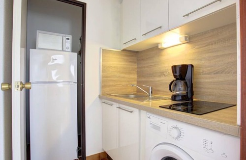 Saint-Cyprien Plage Apartment | Les Capitelles by Interhome