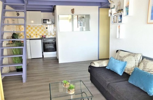 Narbonne-Plage Apartment | Les Capounades by Interhome