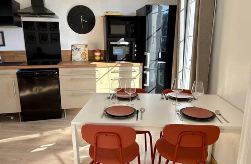 Aubenas Apartment | Les Capucines, Calm & Comfort - Near the Vals thermal baths