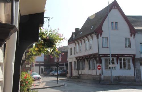 Abbeville Bed & Breakfast | Les Capucines