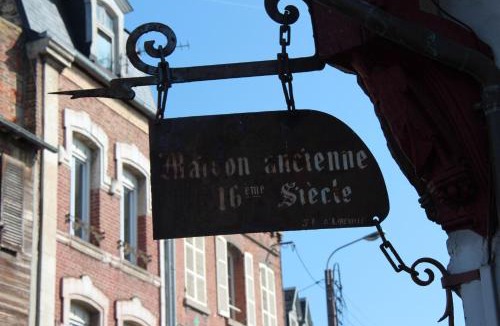 Abbeville Bed & Breakfast | Les Capucines