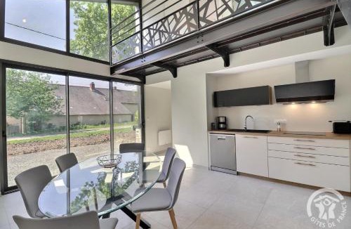 Melesse House | Les capucines