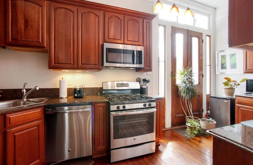 Arts/Warehouse District House | Les Carillons - Arts District Gem nLarge Groups Welcome! Pool! Elevator!