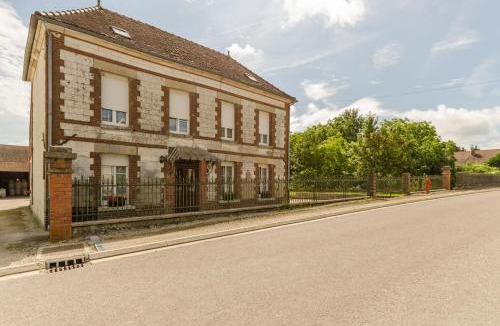 Chamoy House | Les cas rouge