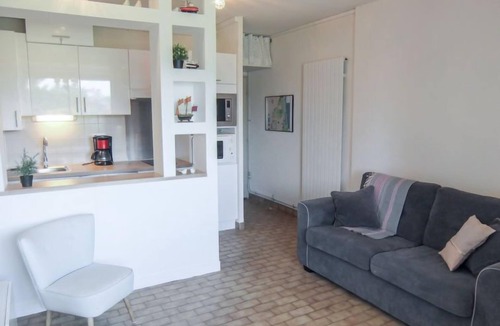 Saint-Cyprien Plage Apartment | Les Catalanes du Golf by Interhome