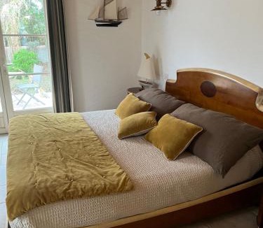 Noirmoutier-en-l'Ile Bed & Breakfast | Les Chênes Verts