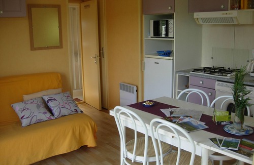 Saint-Jacques-d'Ambur Ski Chalet | Les Chalets du Lac