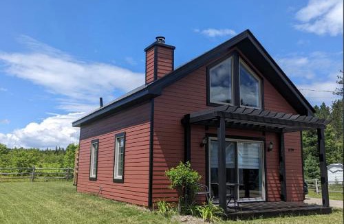 Saint-Alexis-des-Monts Cabin | Les Chalets Double K # 3