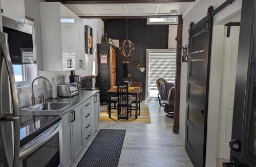 Saint-Alexis-des-Monts Cabin | Les Chalets Double K # 3