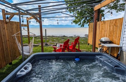 Cap-Saint-Ignace Ski Chalet | Les Chalets Bleus - Cozy chalet by the St-Laurence River - Cottage 10