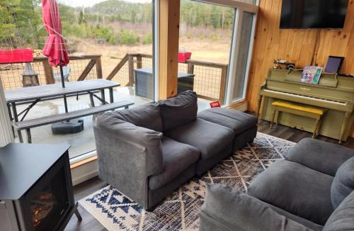 Saint-Alexis-des-Monts Ski Chalet | Les Chalets Double K # 2