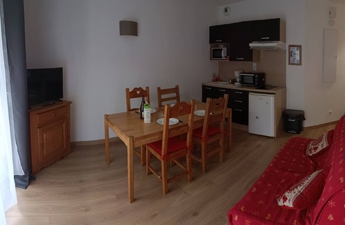 Ax-les-Thermes Apartment | Les chalets d'ax T2 WITH TERRACE /SKIS /CURE /HIKING /ANDORRA.