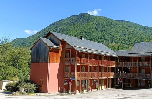 Ax-les-Thermes Apartment | Les chalets d'ax T2 WITH TERRACE /SKIS /CURE /HIKING /ANDORRA.