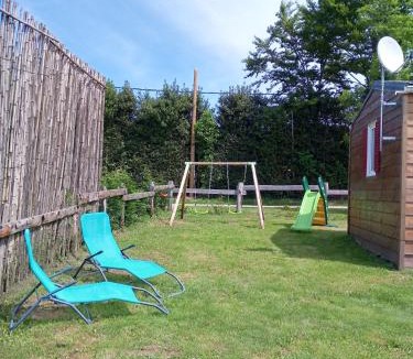 Lacombe Ski Chalet | Les chalets de Bes Le Montagnol