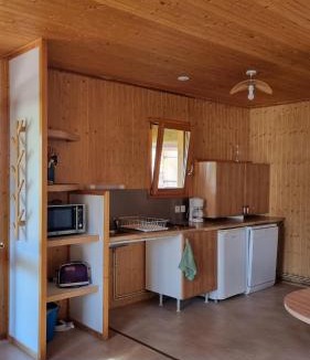 Jaligny-sur-Besbre Ski Chalet | Les Chalets de la Besbre