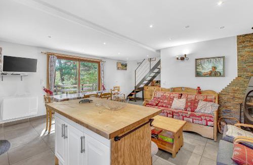 Meolans-Revel Ski Chalet | Les Chalets