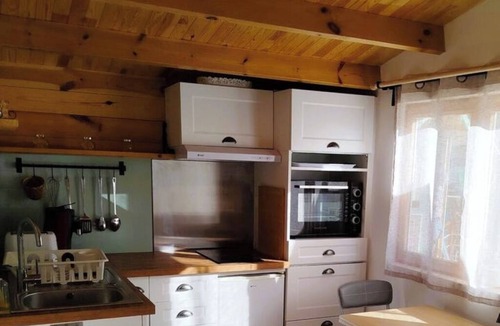 Eourres Ski Chalet | Les chalets perchés, a cosy nest for wilderness lovers