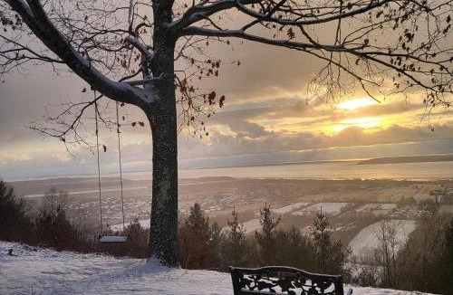 Saint-Joachim Ski Chalet | Les Chalets sur le Cap