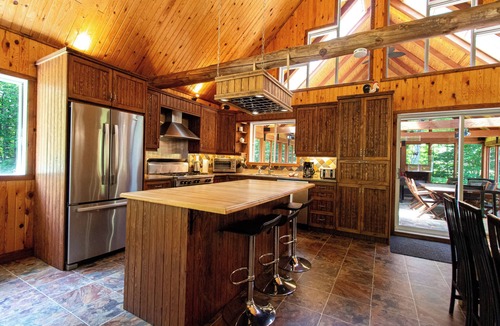 Saint-Raymond Ski Chalet | Les Chalets Tourisma - Le Chasse-Galerie