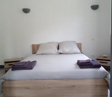 Saint-Sauveur-de-Montagut Bed & Breakfast | Les chambres du Montagut