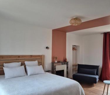 Saint-Remy-la-Varenne Bed & Breakfast | Les chambres de Marcel