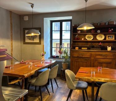 La Petite-Pierre Bed & Breakfast | Les Chambres - Au Grès du marché