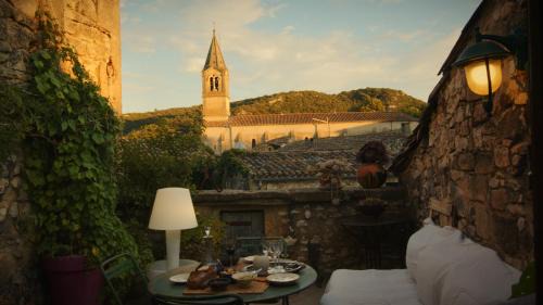 Collias Bed & Breakfast | Les chambres d'Elise