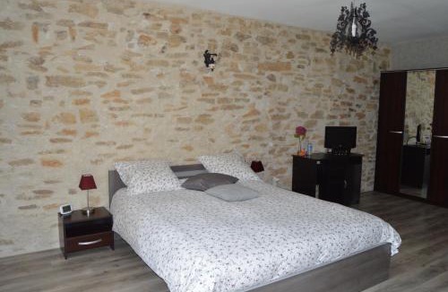 Saints-Geosmes Bed & Breakfast | Les Chambres d'Eponine