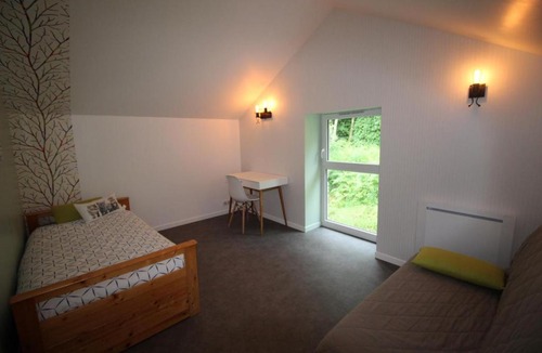 Bersac-sur-Rivalier Bed & Breakfast | Les chambres du jardin d'helene