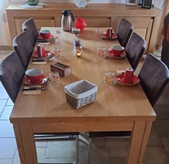 Mauleon Bed & Breakfast | Les Chambres d'Isa, 15km du Puy du Fouu