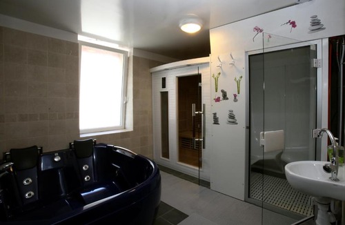 Laprugne Bed & Breakfast | Les Chambres de Kimi