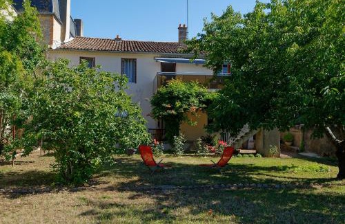 Argenton-les-Vallees House | Les Chambres de la Vallée