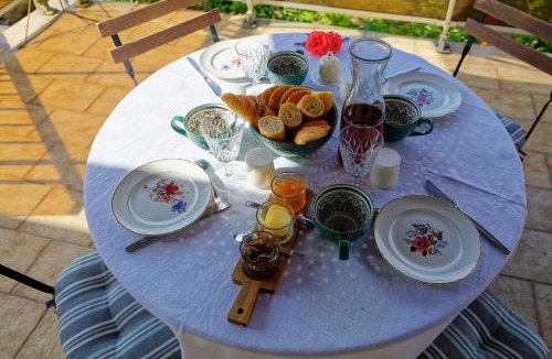 Argenton-les-Vallees House | Les Chambres de la Vallée