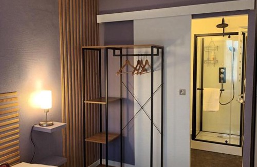 Argenton-les-Vallees House | Les chambres de la Vallée